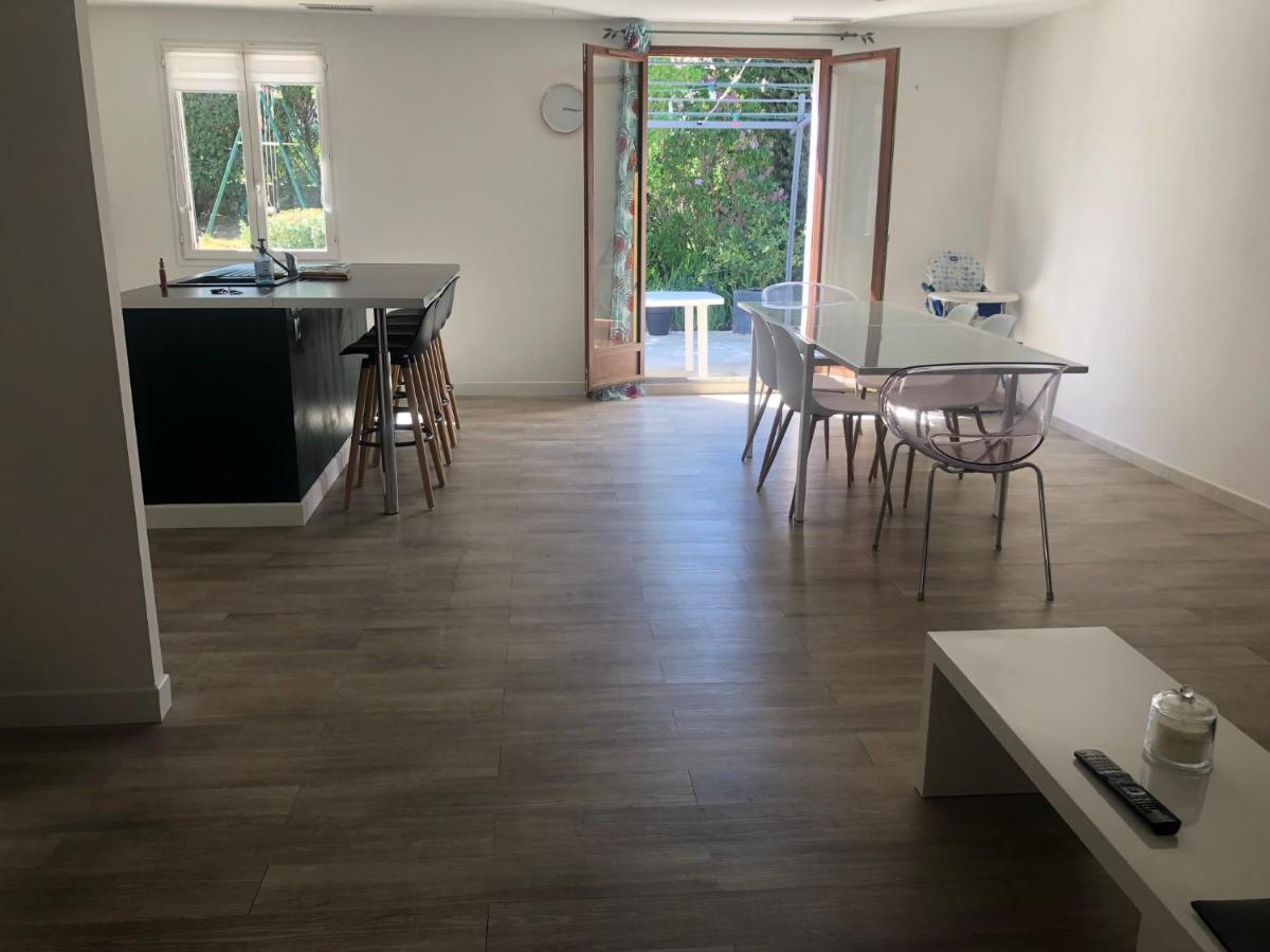 Maison Au Calme Avec Parking En Petite Camargue Beauvoisin  Kültér fotó